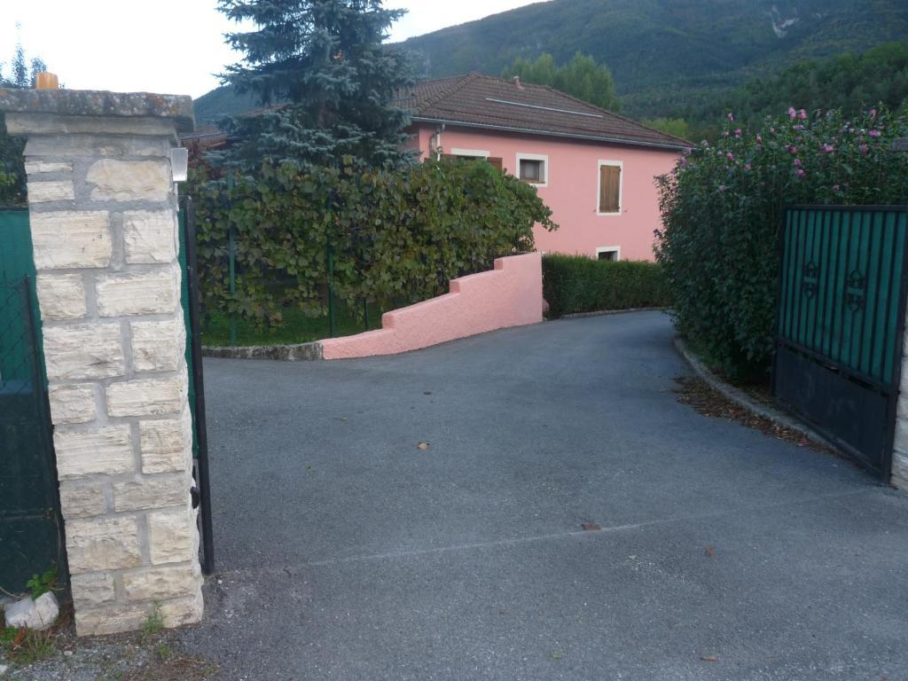 Chambres D'Hotes Le Baou Annot Buitenkant foto